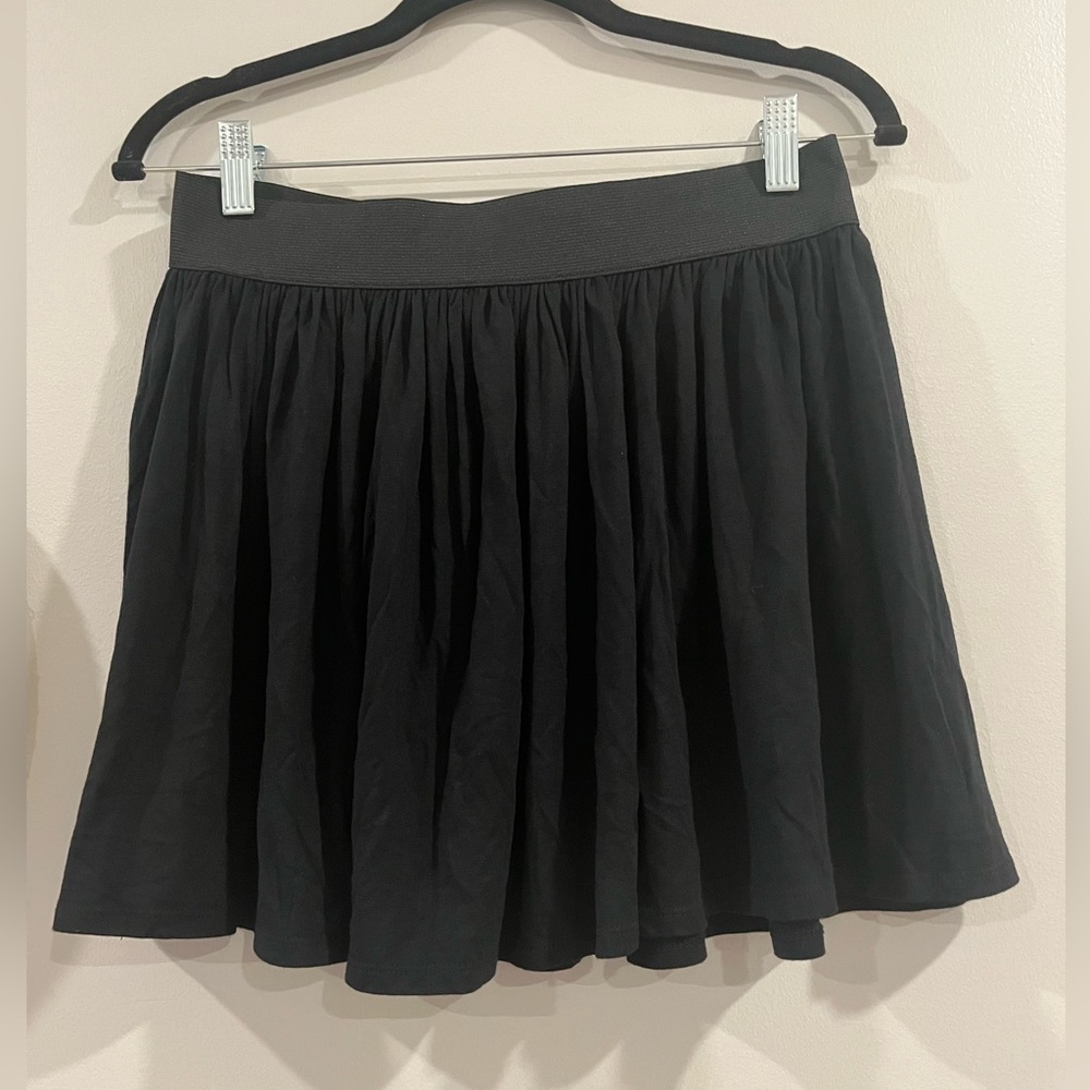 NWT aqua black skirt medium